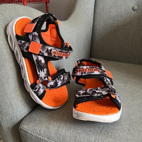 Skechers Kids' Hypno Splash Lighted Sandal Little kid size 13